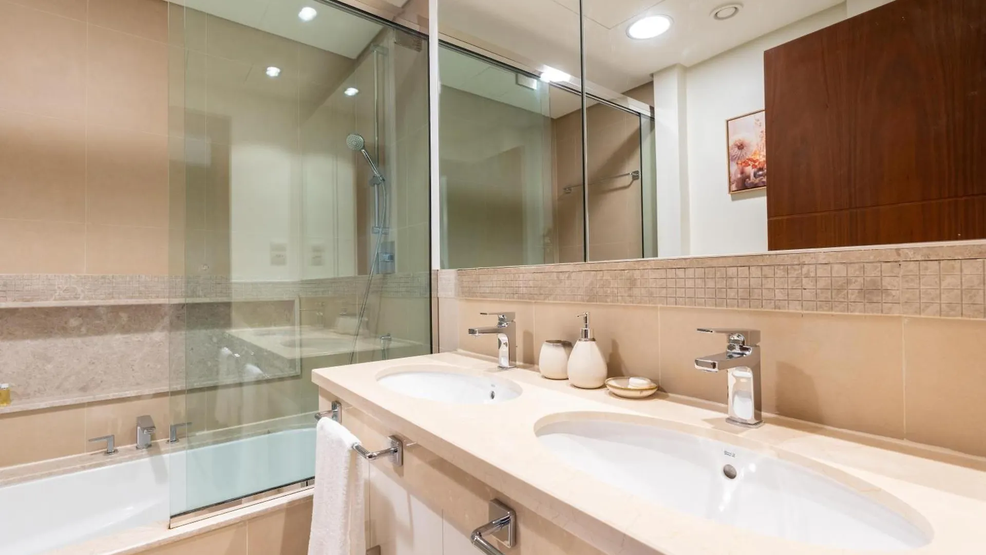 Apartament Whitesage - Unbeatable Views Of Burj Khalifa In This Huge 3Br Dubaj