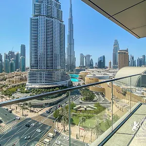 Westminster Boulevard Point Апартаменты